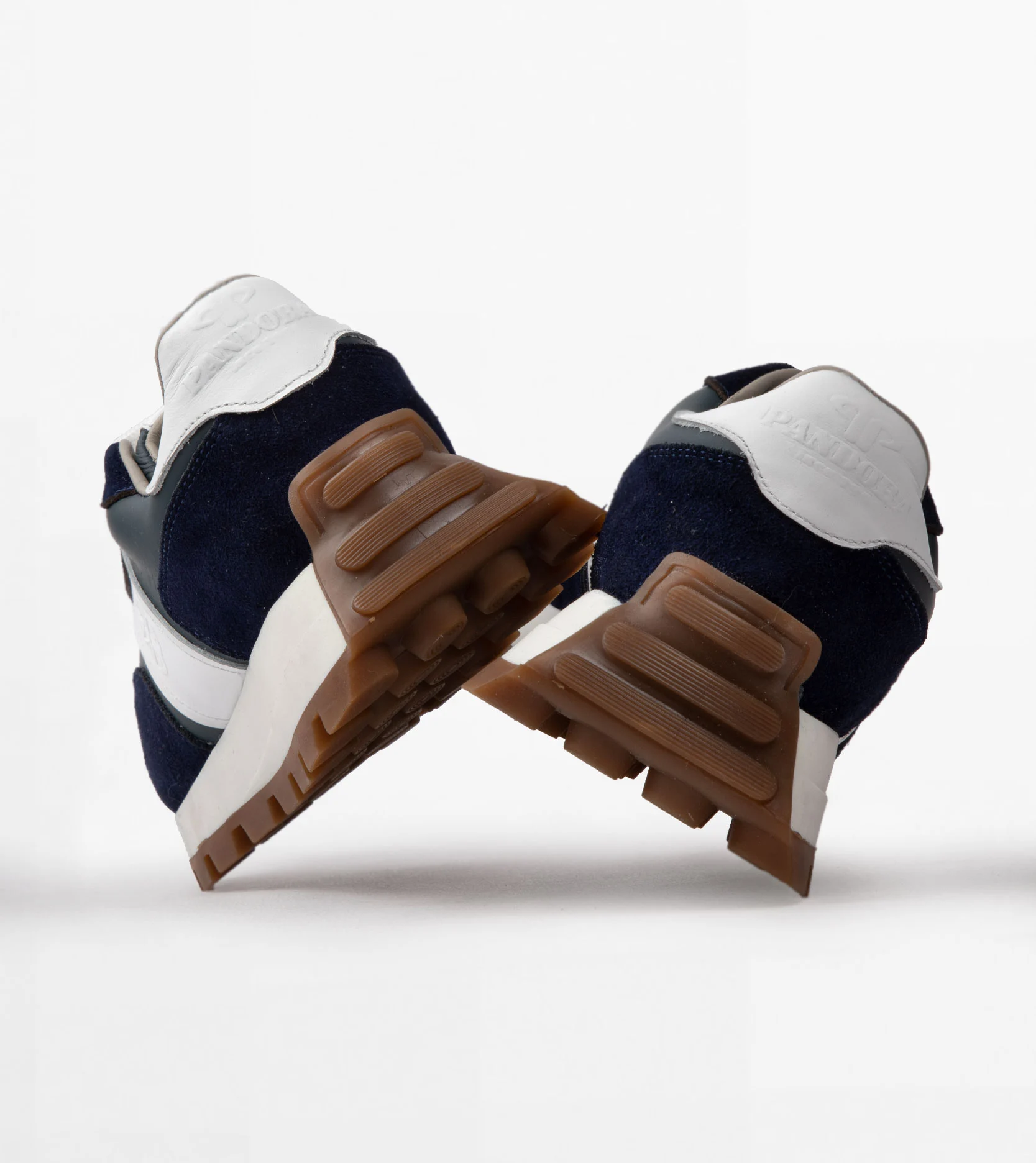 کفش چرم اسپرت زنانه کد 19172 - تصویر شماره 1