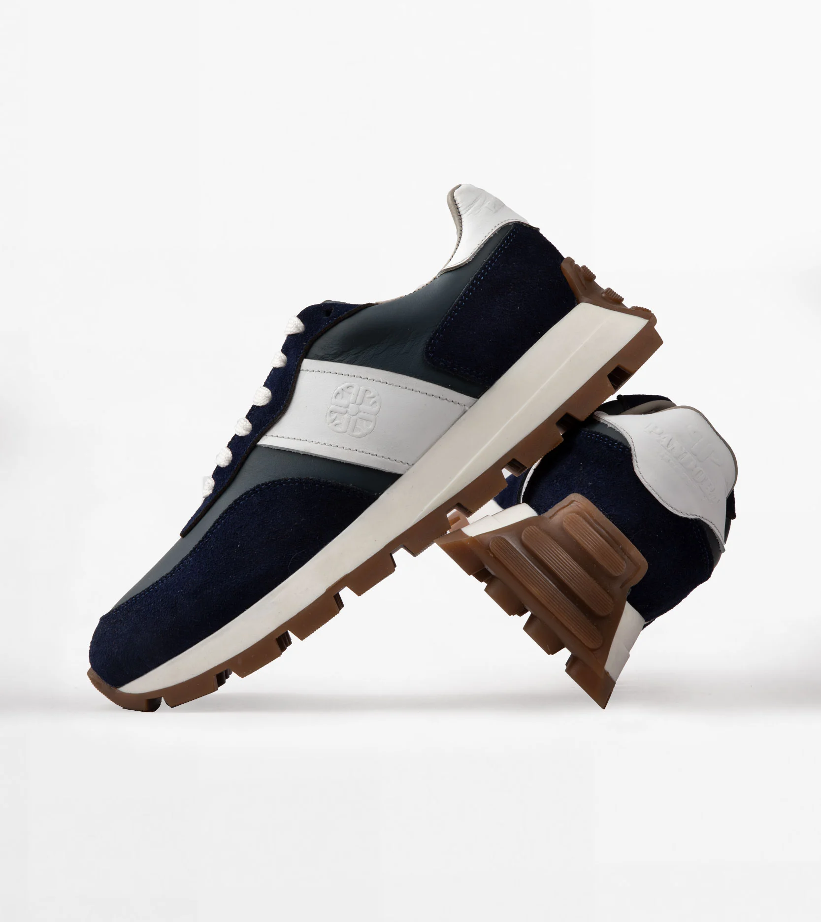 کفش چرم اسپرت زنانه کد 19172 - تصویر شماره 1