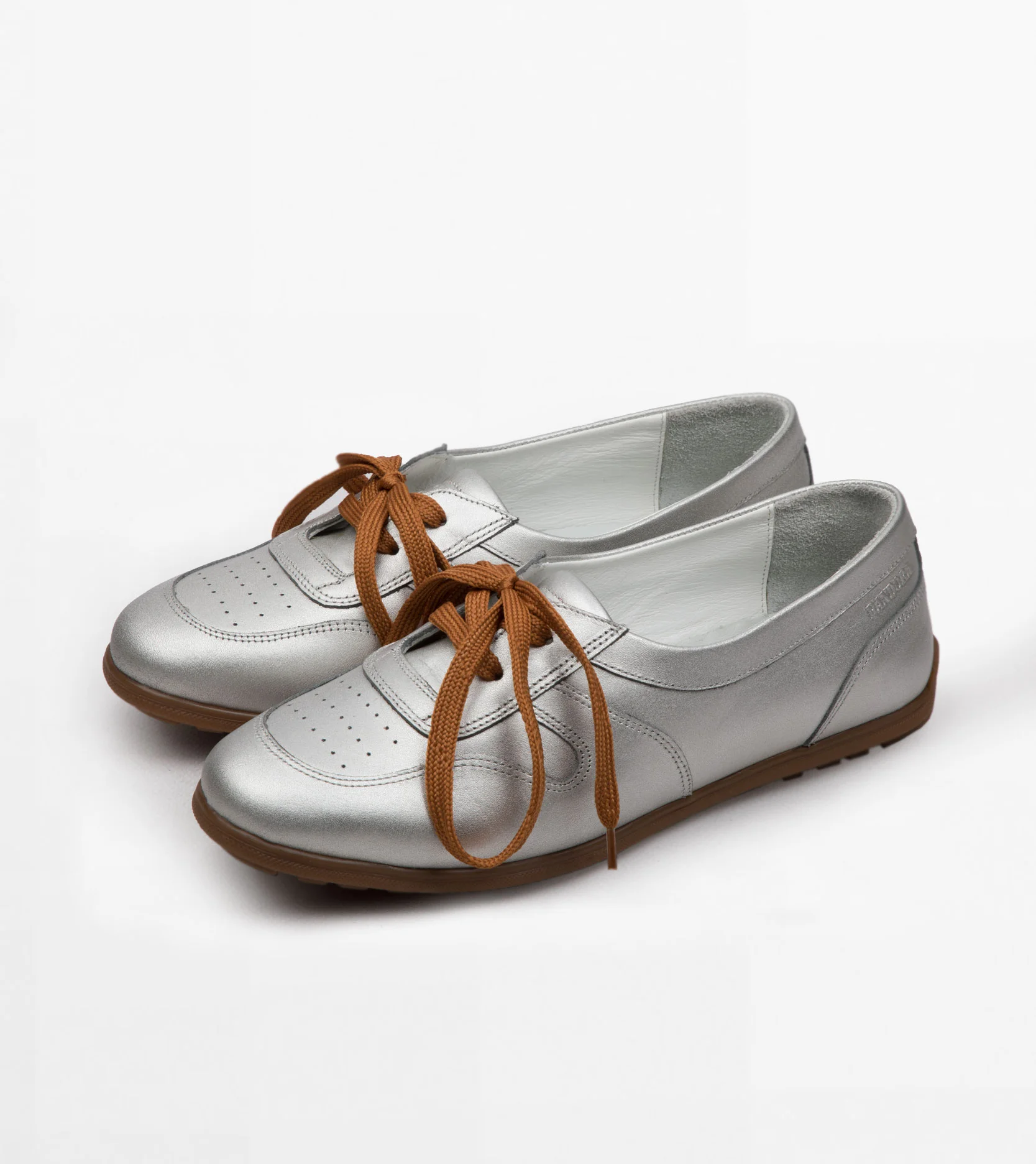 کفش اسپرت چرم زنانه کد 18226 - تصویر شماره 1