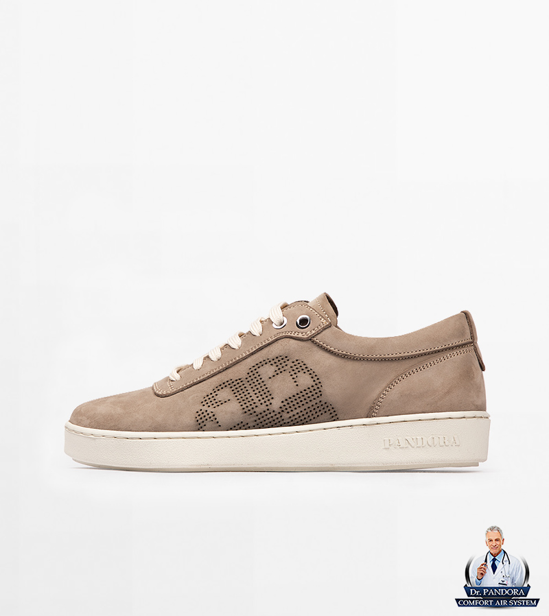 رنگ کرم نبوک