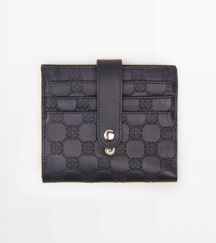 رنگ سرمه ای