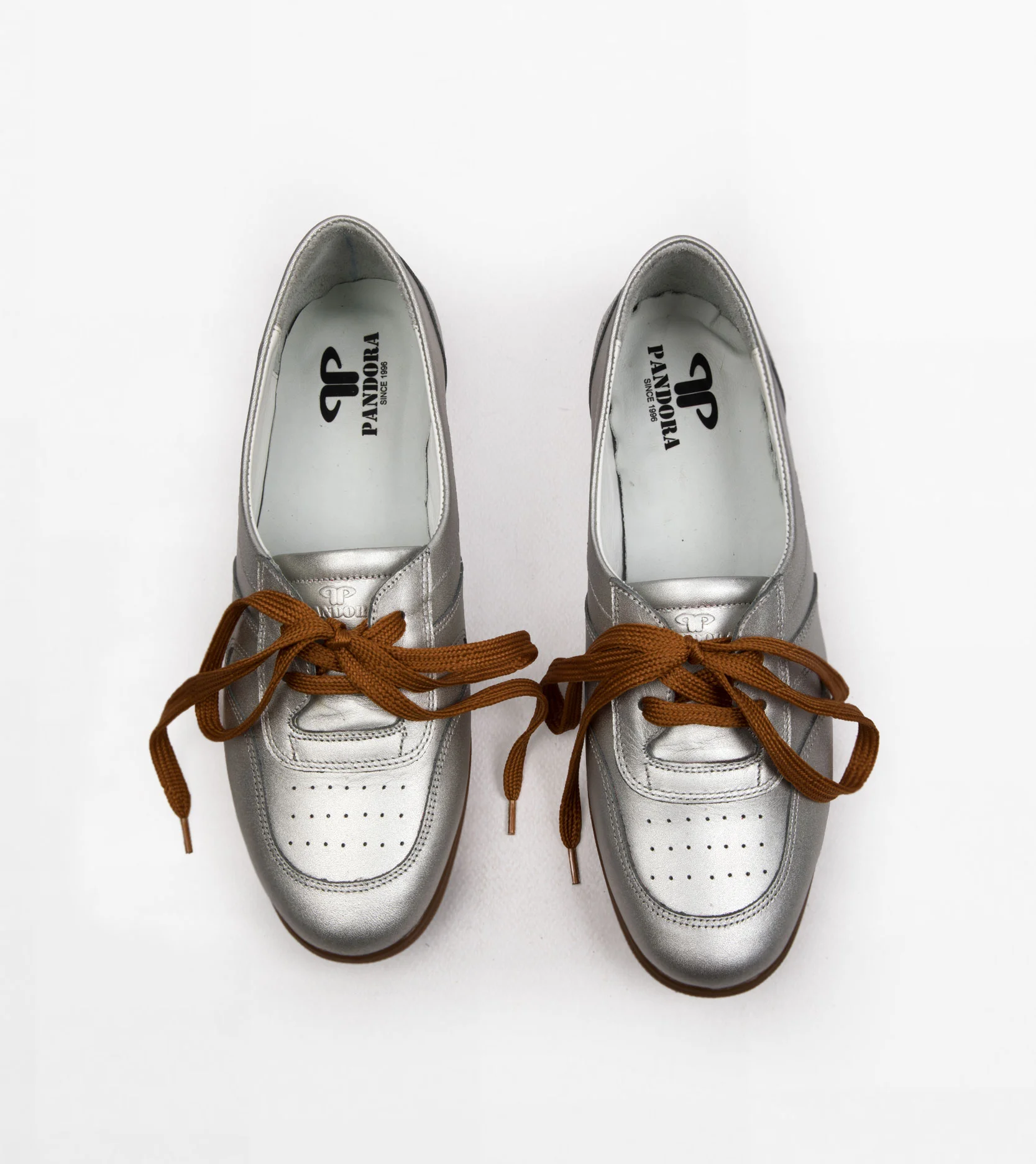 کفش اسپرت چرم زنانه کد 18226 - تصویر شماره 1